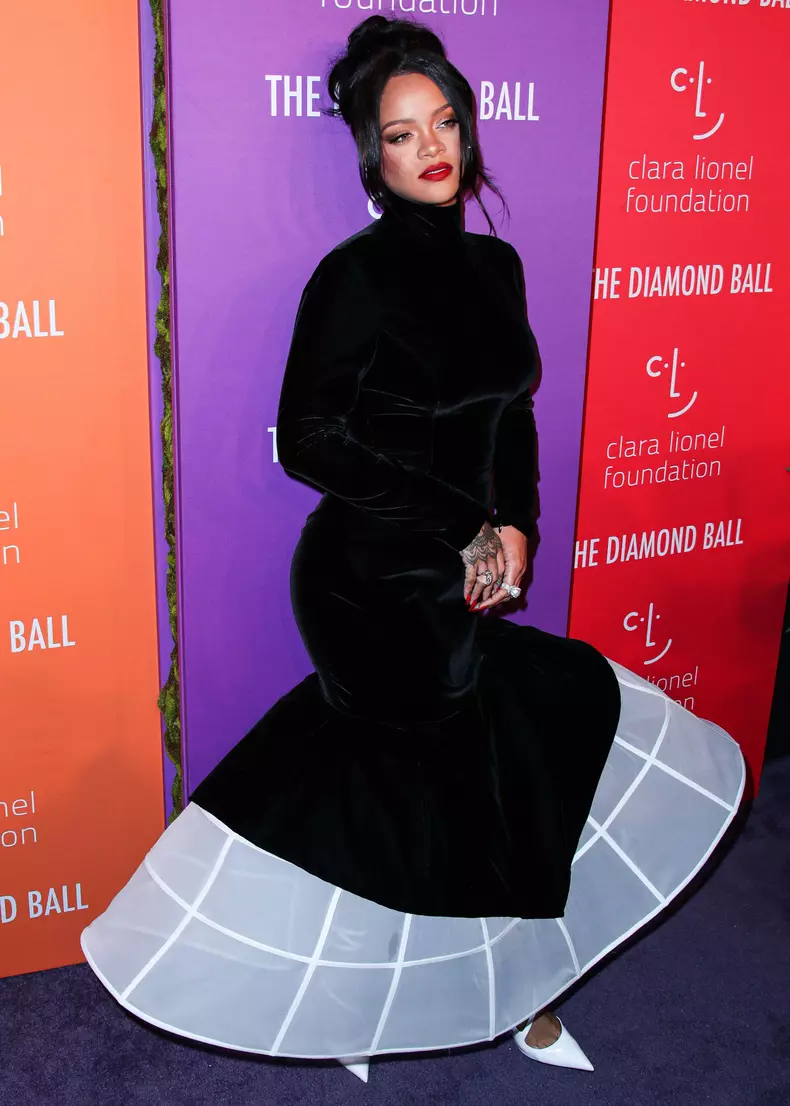 Rihanna_s 5th Annual Diamond Ball