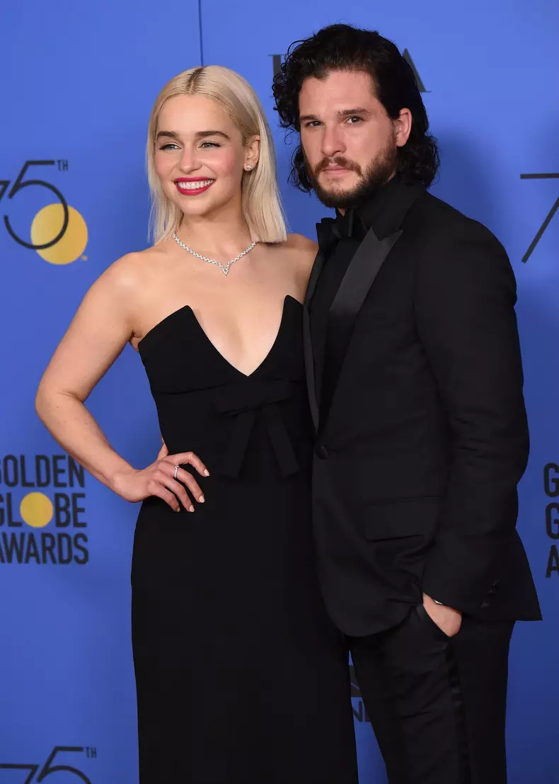 Emilia Clarke și Kit Harington