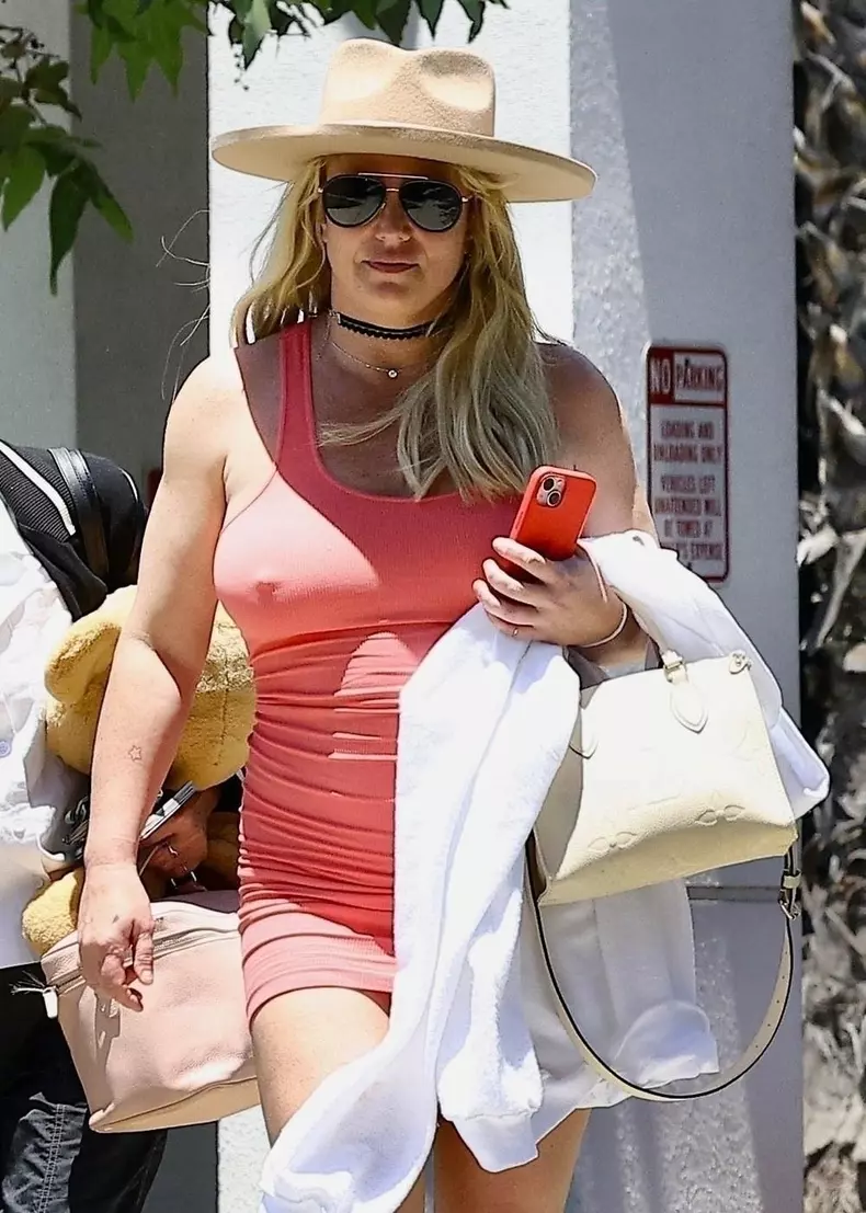 britney 4