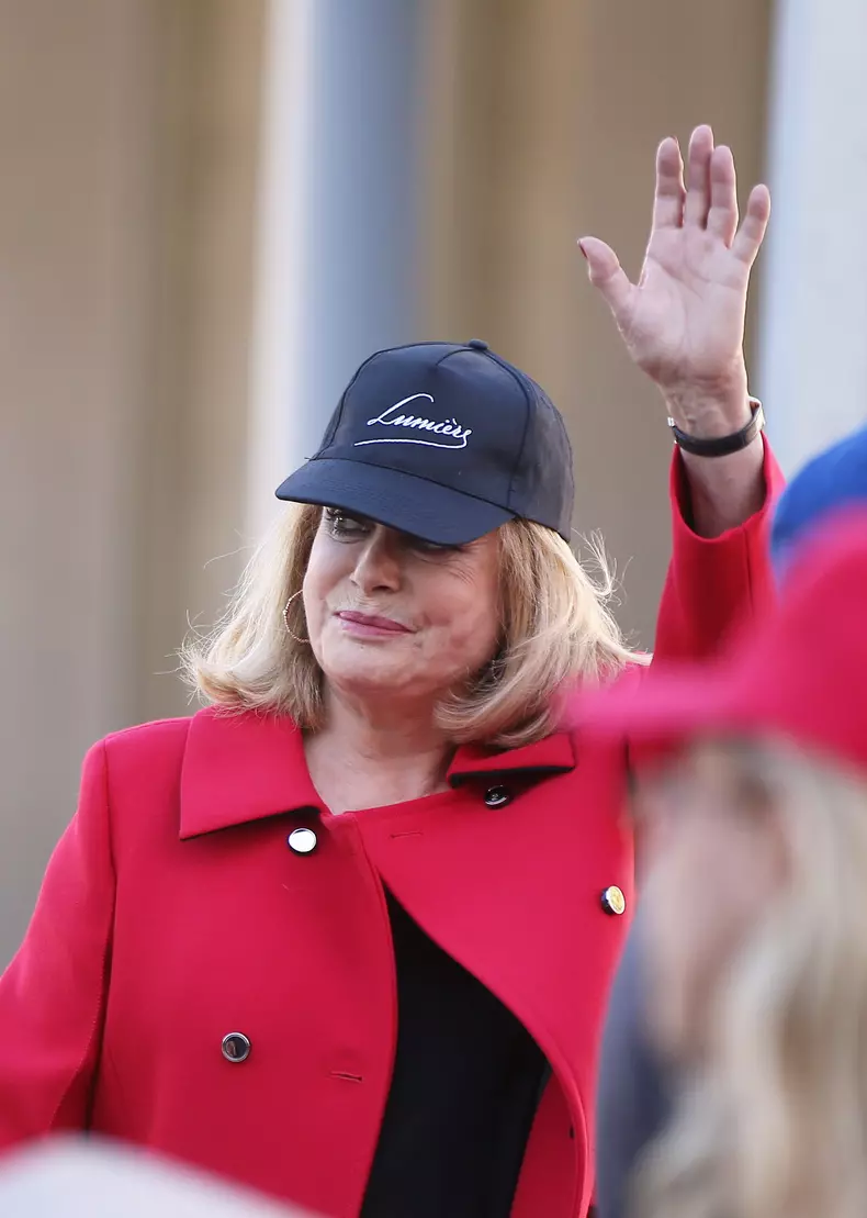 Catherine Deneuve a suferit un accidedent vascular