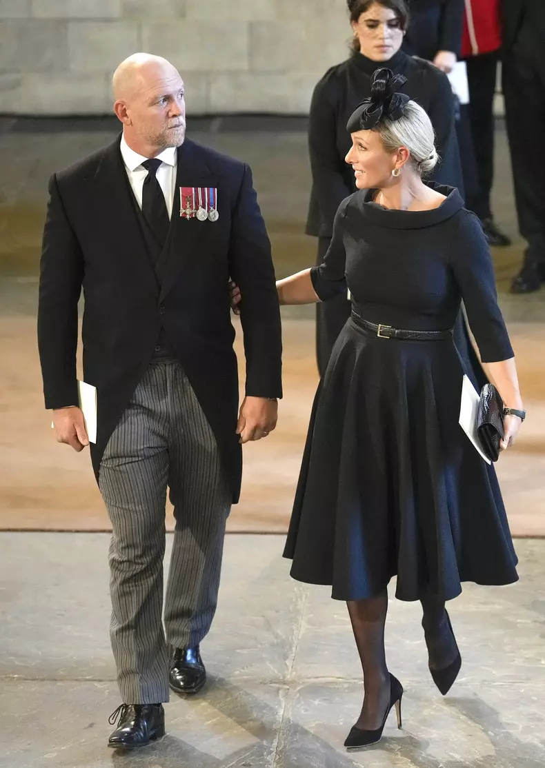 Cum e să locuiești în Palatul Buckingham. Dezvăluirile făcute de Mike Tindall, soțul nepoatei Reginei Elisabeta