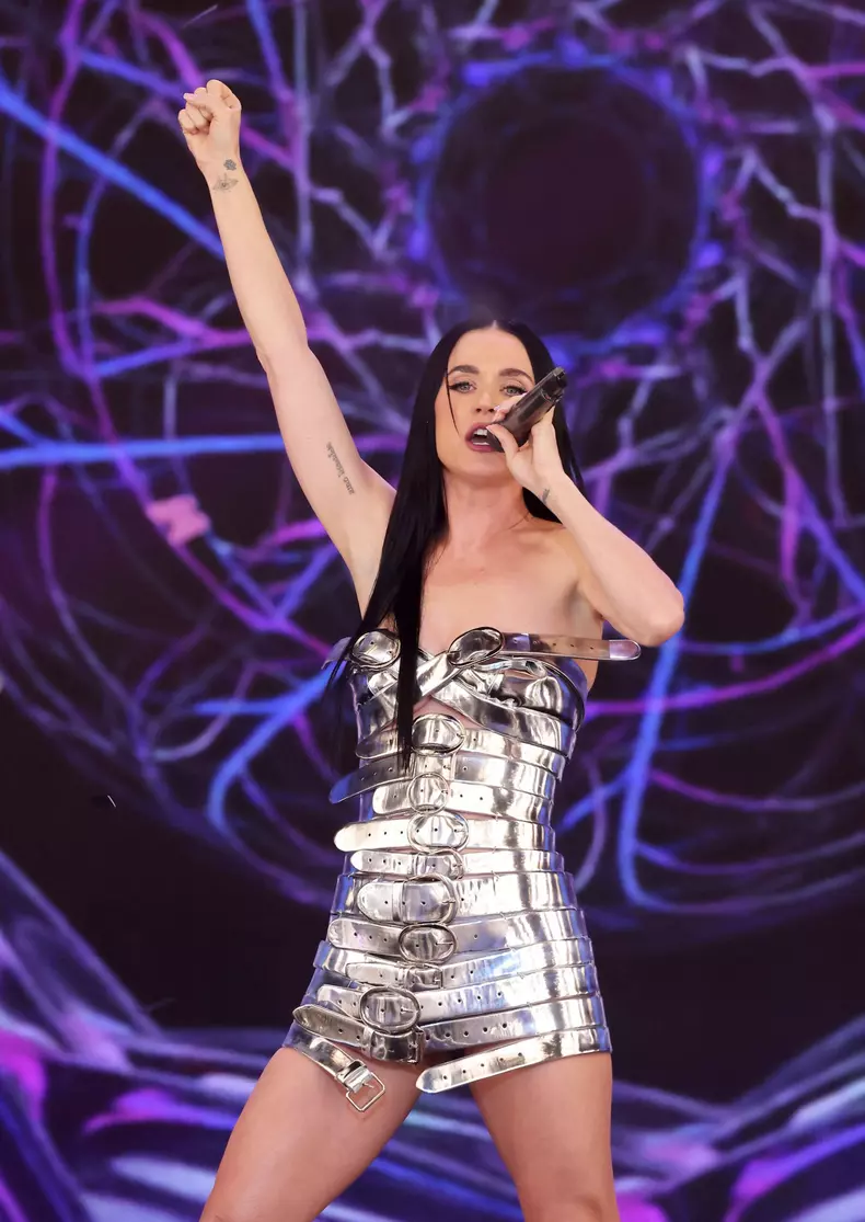 Exclusif - No Web - "Gala des pièces jaunes, le concert évenement" à La Défense Arena à Nanterre