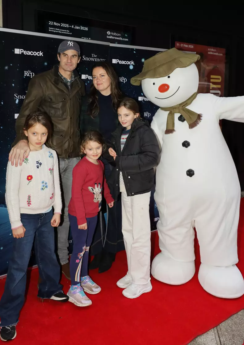 Rupert Finch si familia la spectacolul The Snowman Londra