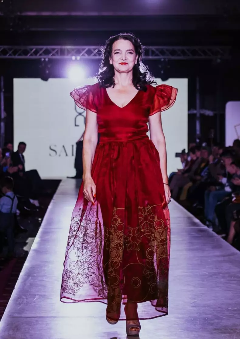 ileana-sipoteanu-model