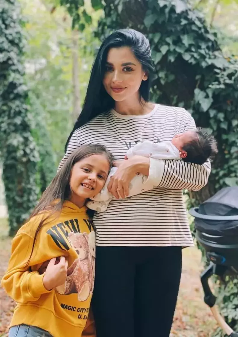 Cristina-Stefan-copii-7-1-883x1024-1