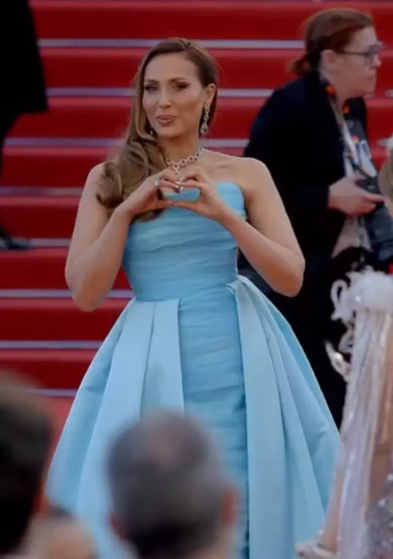 iulia-vantur-4