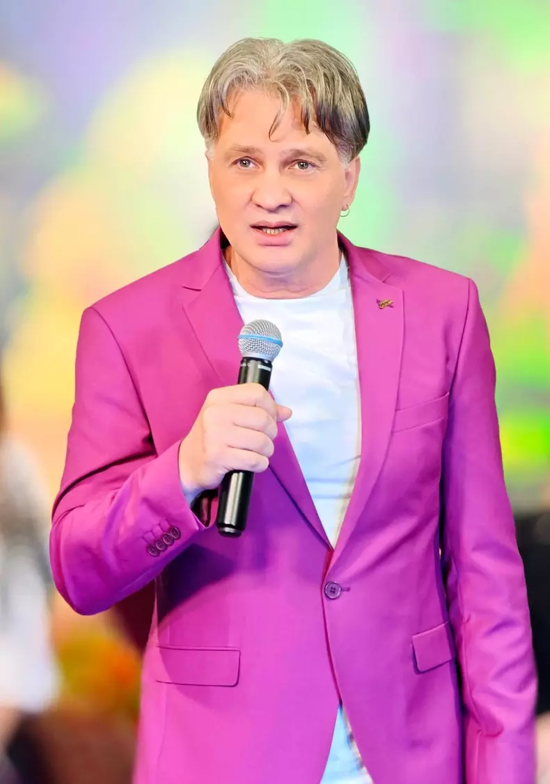 mihai onila pe scena