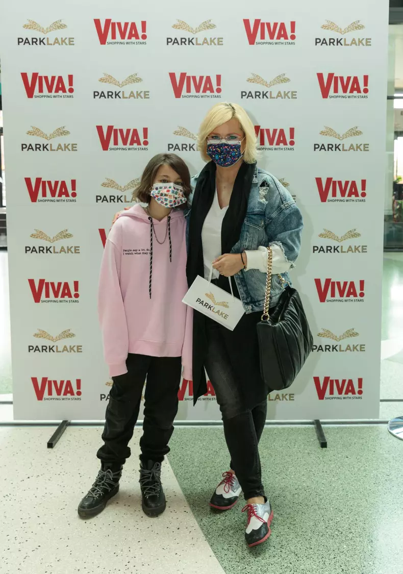 Viva-Shopping-with-stars-13