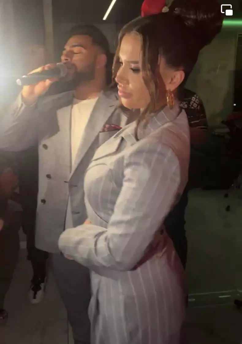 andra v