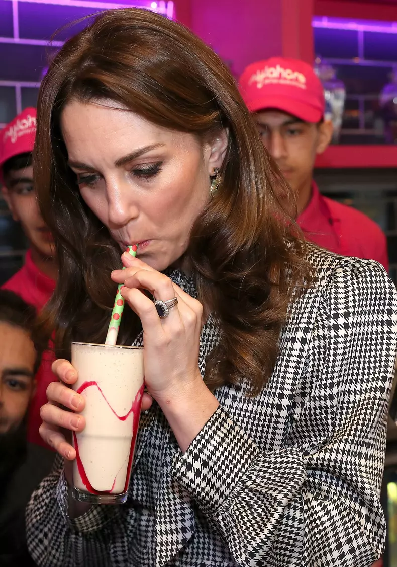 William and Kate make milkshakes at MyLahore