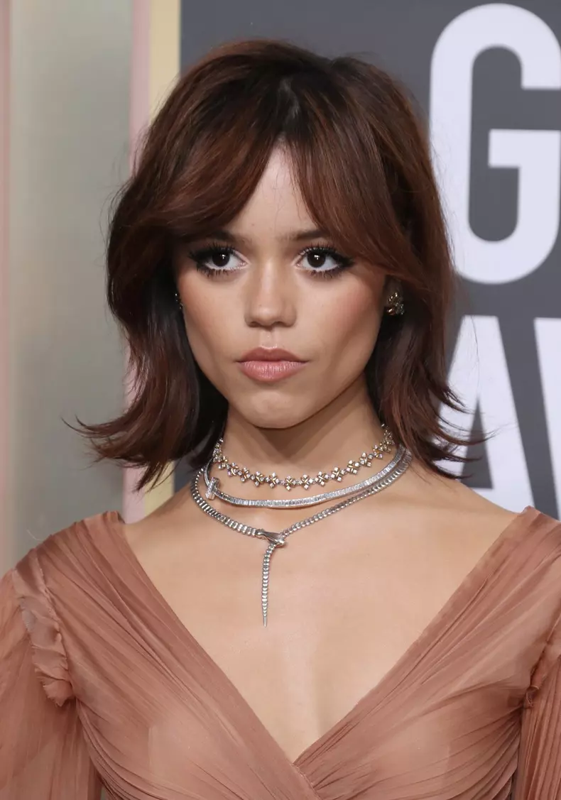 Jenna Ortega - Short Wolf Cut