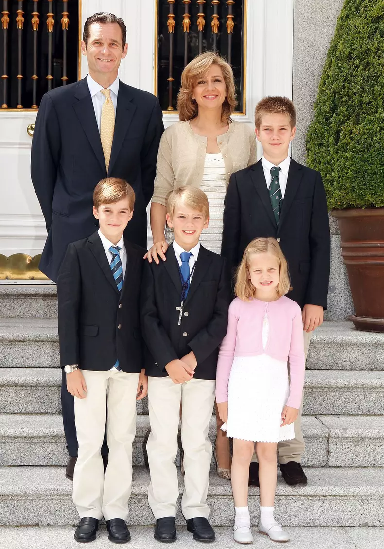 Prințesa Cristina a Spaniei și soțul ei s-au despărțit. Iñaki Urdangarin, surprins în ipostaze tandre cu altă femeie