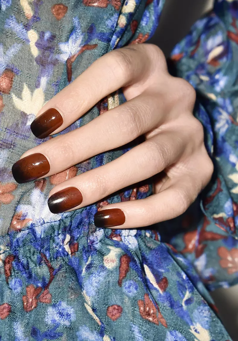 OMBRE NAILS