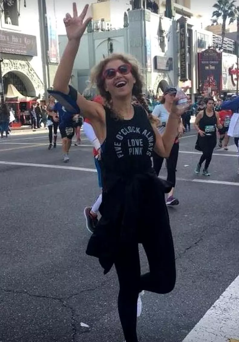 2Anamaria-Ferentz-698x1024