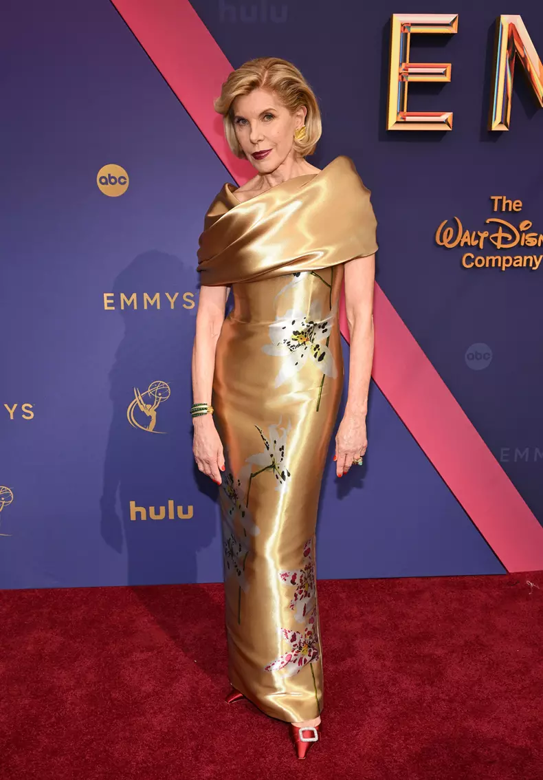 Christine Baranski (ținută Oscar de la Renta)
