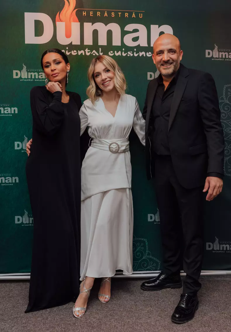 deschidere-duman-herastrau-andreea-ibaka-majda-aboulumosha-ensar-duman-4