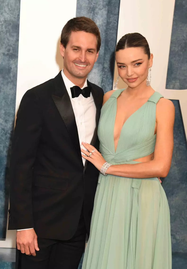 Miranda Kerr va deveni mamă pentru a patra oară. Modul inedit în care a anunțat vestea