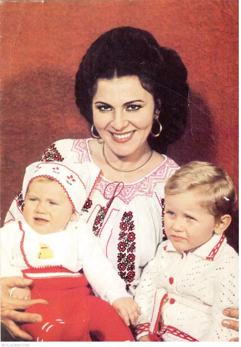 246_527939960c468203L