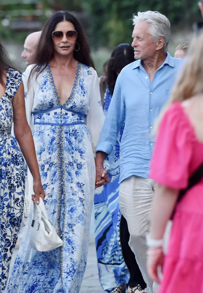 Catherine Zeta-Jones și Michael Douglas, vacanță în Portofino. Cum au fost surprinși cei doi actori