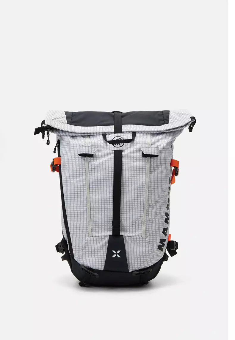 Rucsac din poliamidă, Mammut, 819 lei, www.zalando.ro