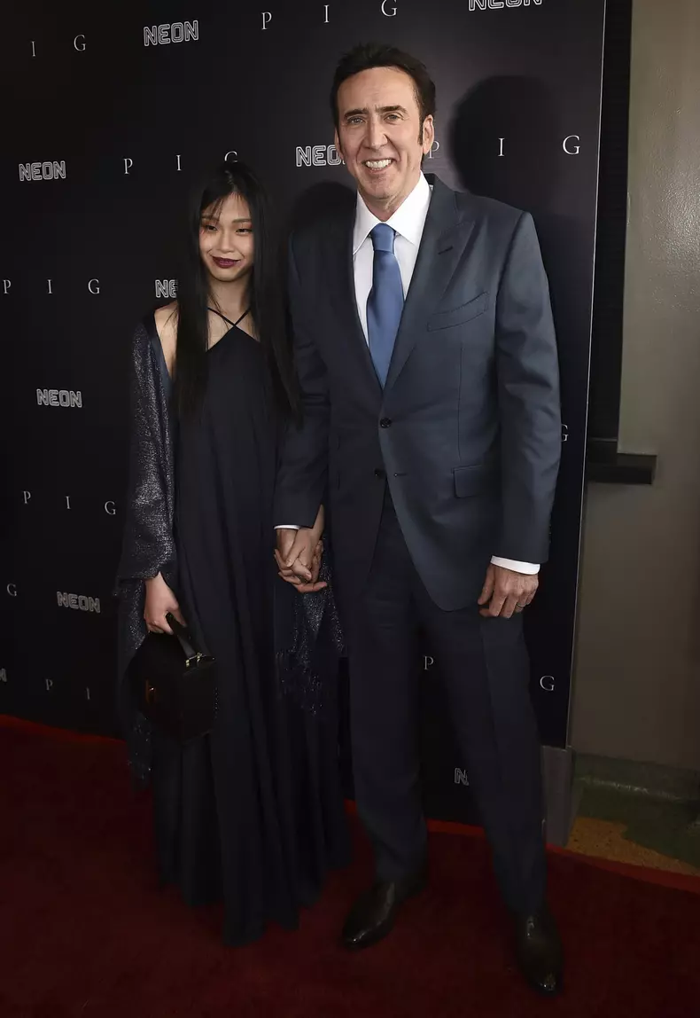 Nicolas Cage soție Riko Shibata