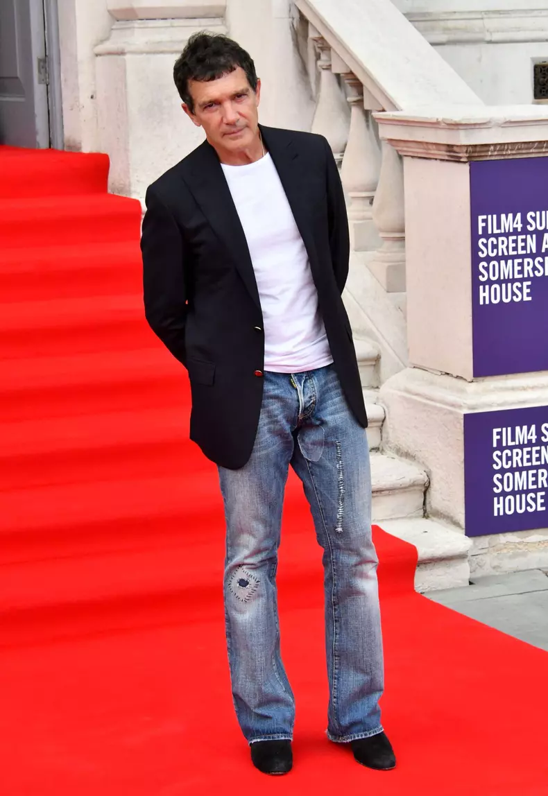 Antonio Banderas s-a vindecat de coronavirus