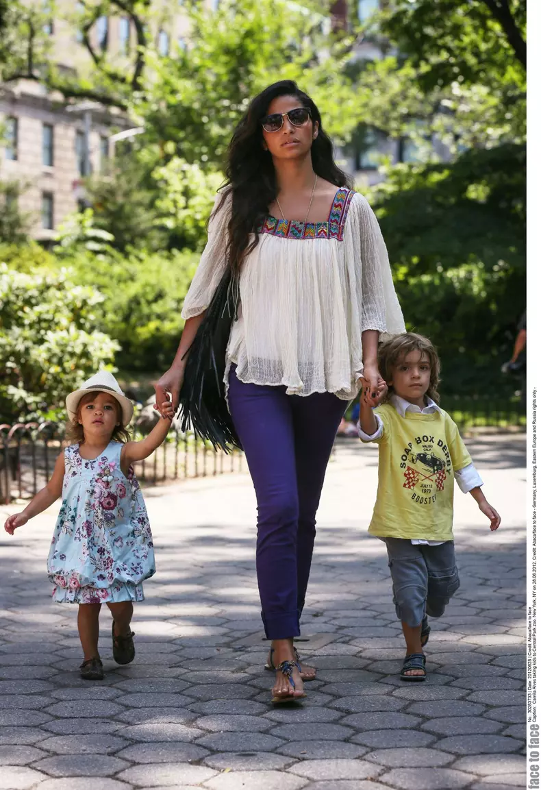 Camilla Alves poarta ie