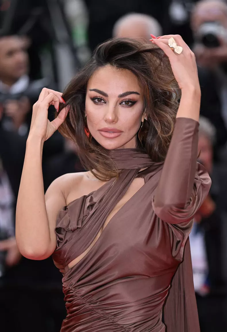Mădălina Ghenea, apariție senzuală la Cannes. A participat la premiera noului film al lui DiCaprio