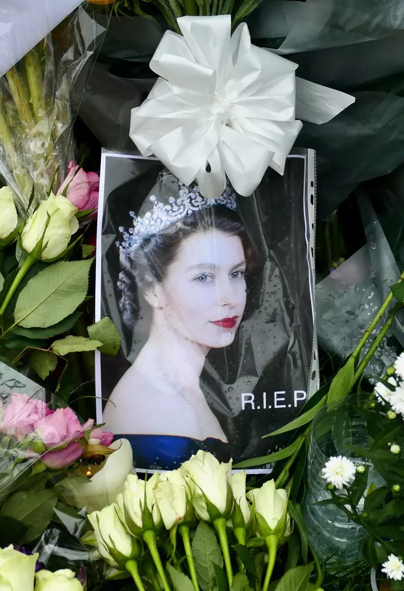 Tributes for Queen Elizabeth II, Royal Windsor, Berkshire, UK - 09 Sep 2022