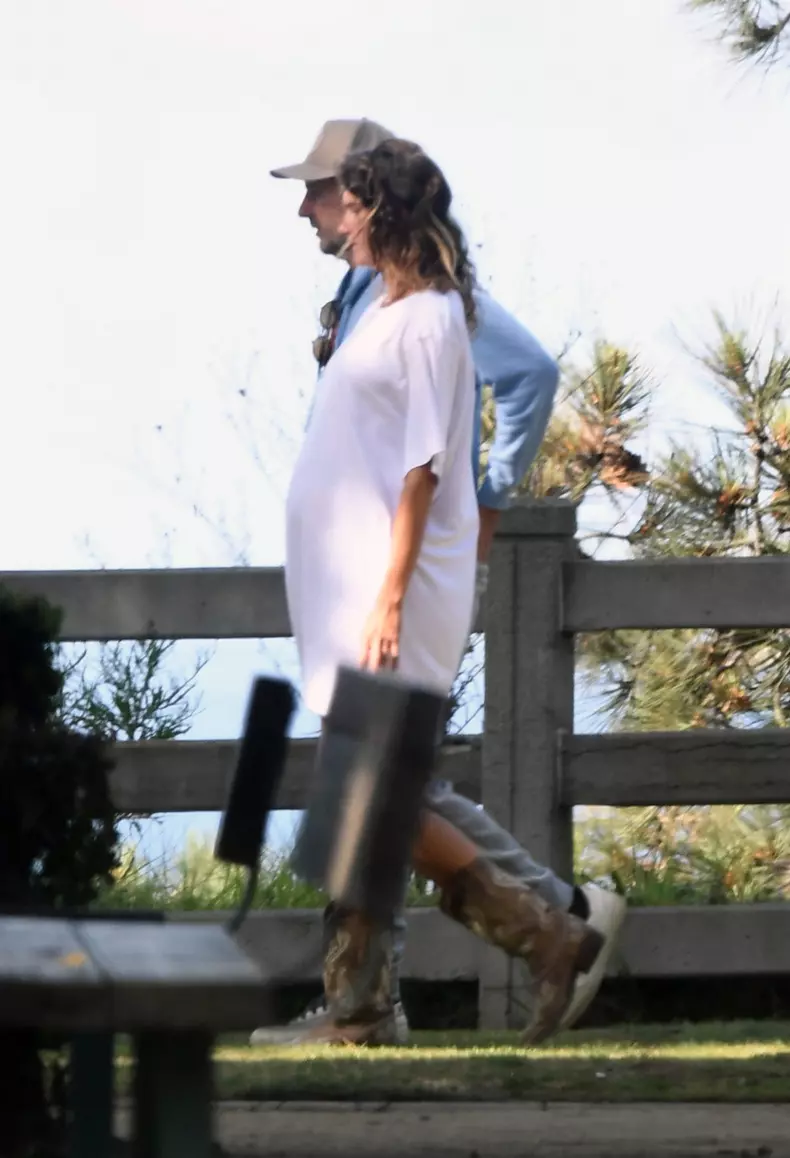 EXCLUSIVE: Luke Wilson and Rumored Girlfriend Kendall Yates Are Spotted on a Stroll in Los Angeles