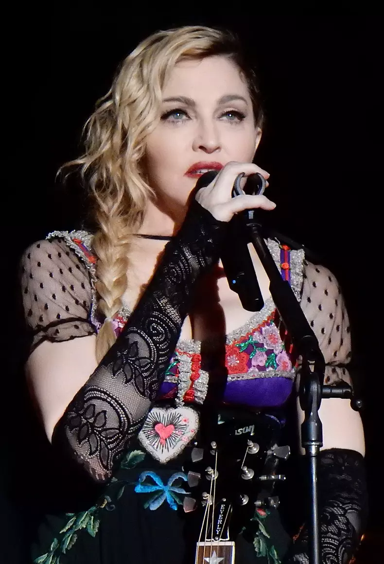 madonna cantareata