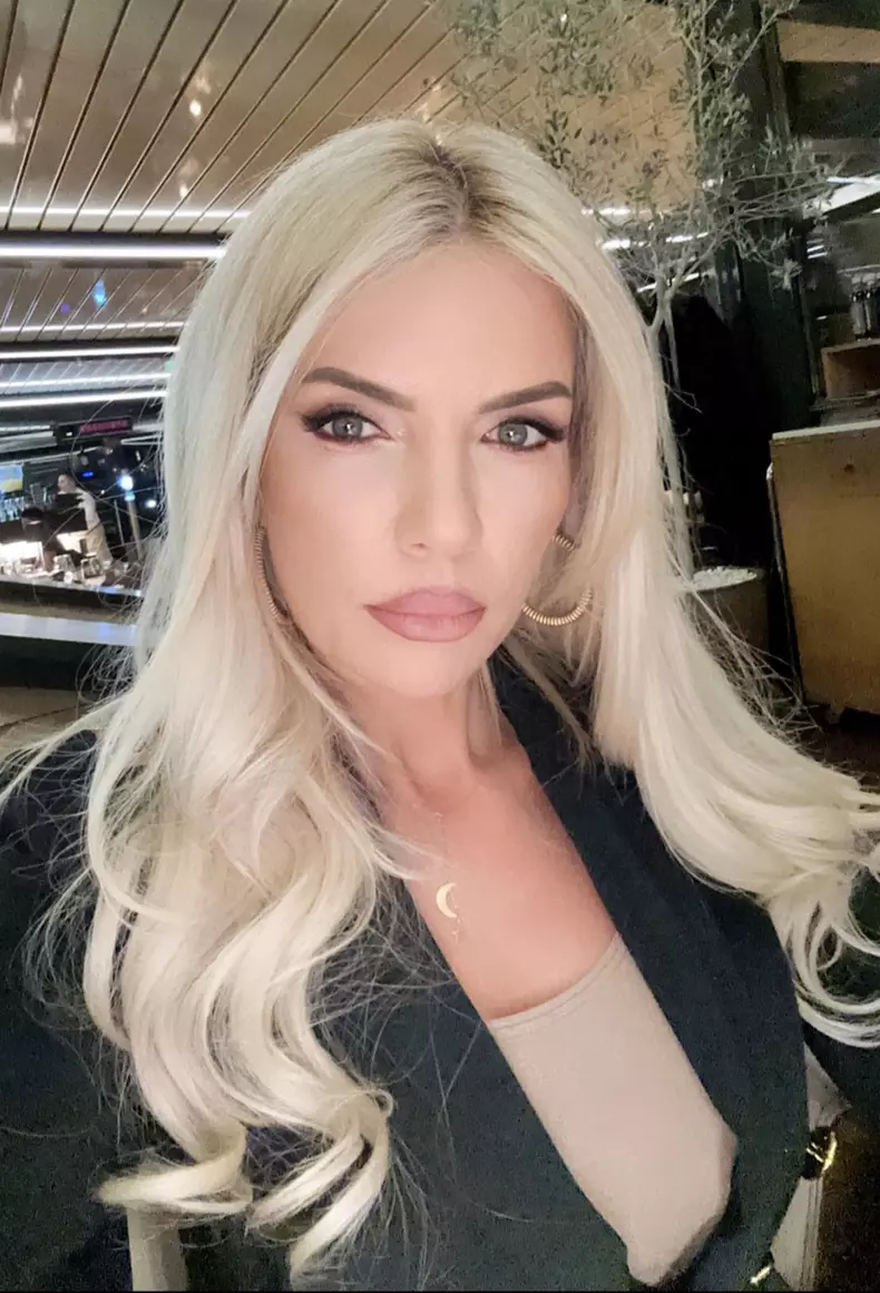 laura-vicol-1