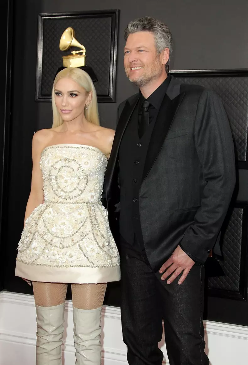 Blake Shelton And Gwen Stefani are Engaged! **FILE PHOTOS**