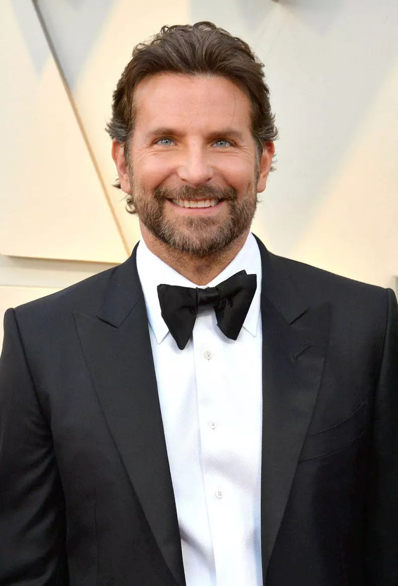 Bradley Cooper and Huma Abedin are reportedly dating - 7/12/22