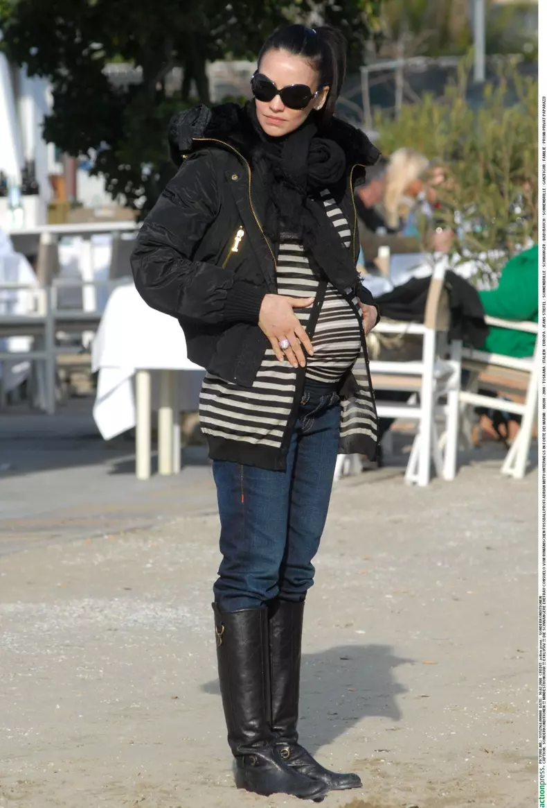 Exkl. Adrian Mutu mit Ehefrau Consuelo und Tochter Adriana unterwegs in Forte dei Marmi