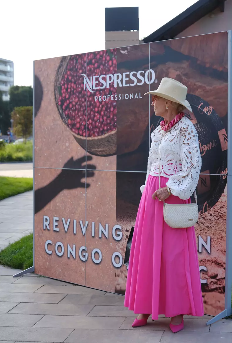 Corner Nespresso (2)