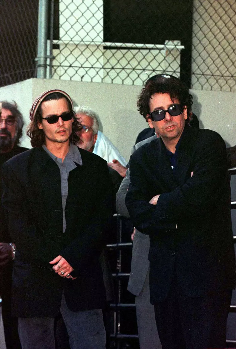 Tim Burton, despre o posibilă colaborare cu Johnny Depp pentru un nou film. Declarațiile surprinzătoare ale celebrului regizor (9)