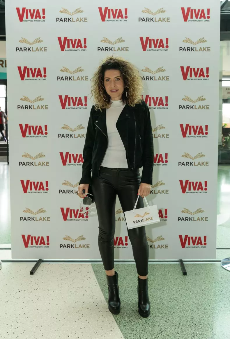 Viva-Shopping-with-stars-11