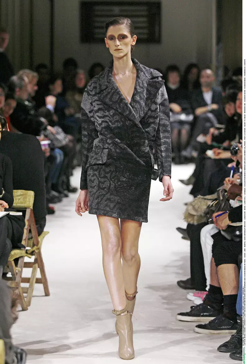 Miu_Miu_Prada__15_.jpg