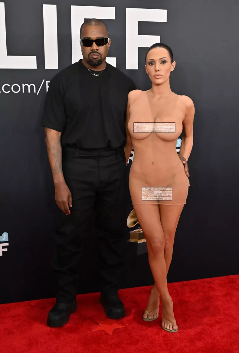 Kanye West & Bianca Censori (2)