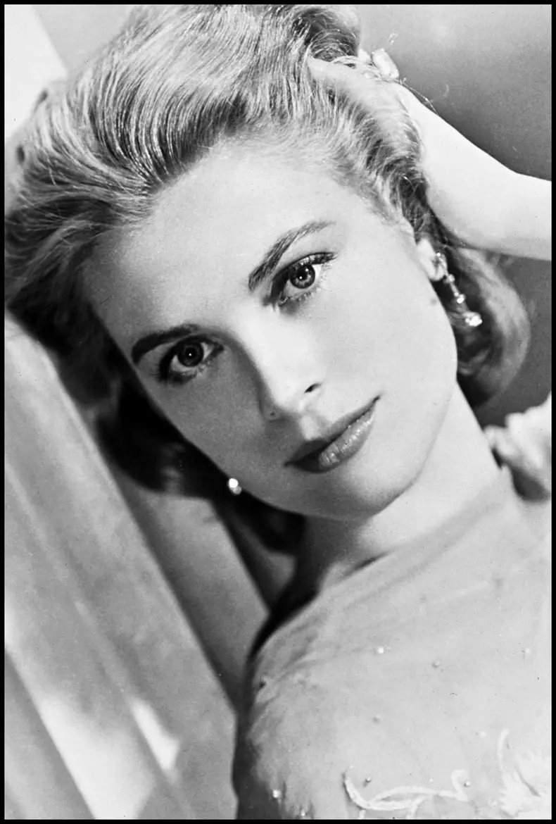Pe-urmele-lui-Grace-Kelly-10