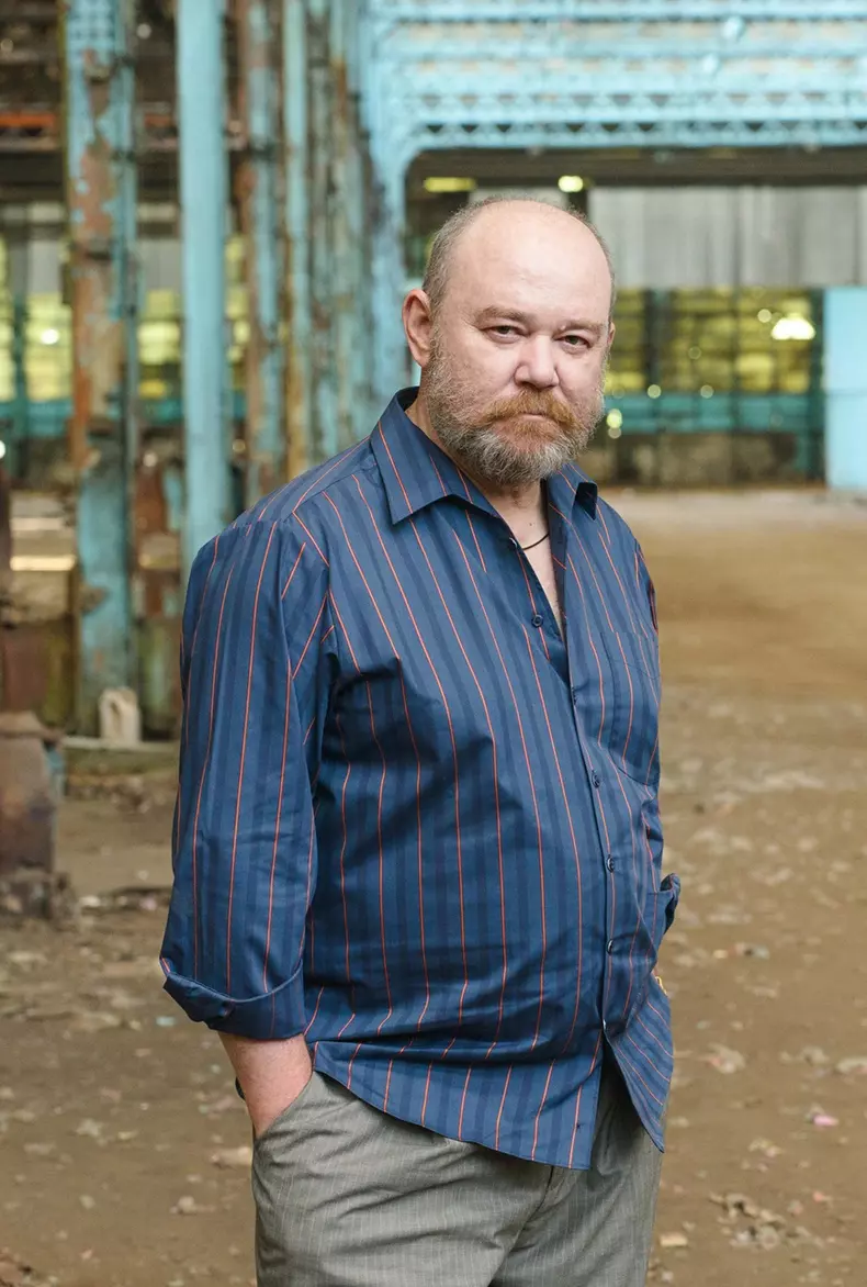 Mihai Constantin (personaj Nelu Stavrositu în TĂTUȚU`)