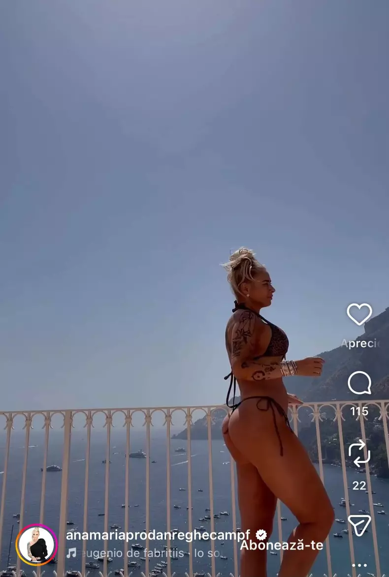 Anamaria Prodan in costum de baie