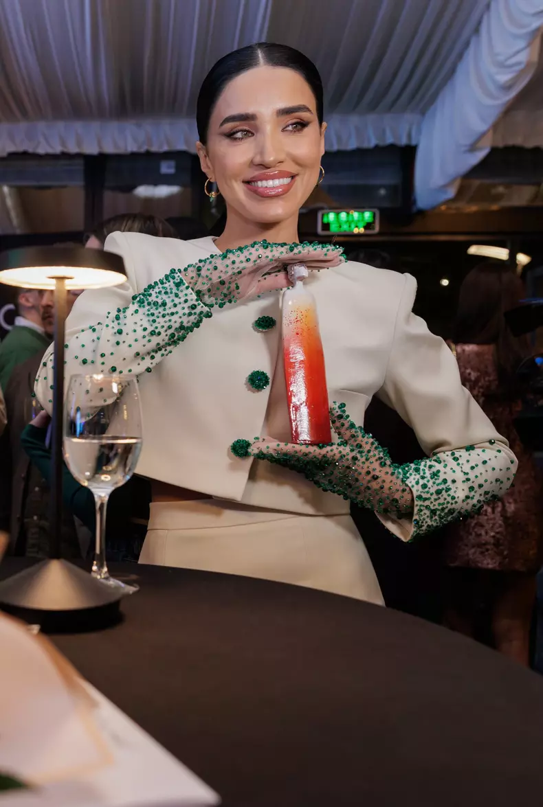 Adelina Pestrițu, desemnată Instagram Personality la Premiile Unica.ro 2024
