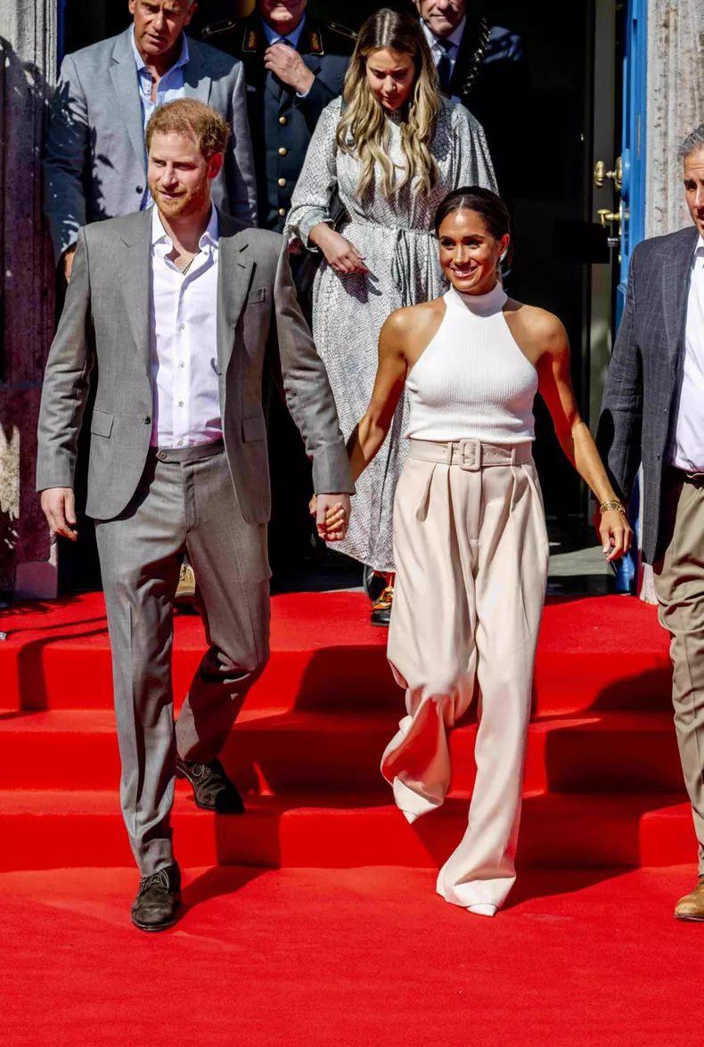 Prince Harry And Meghan Visit Dusseldorf