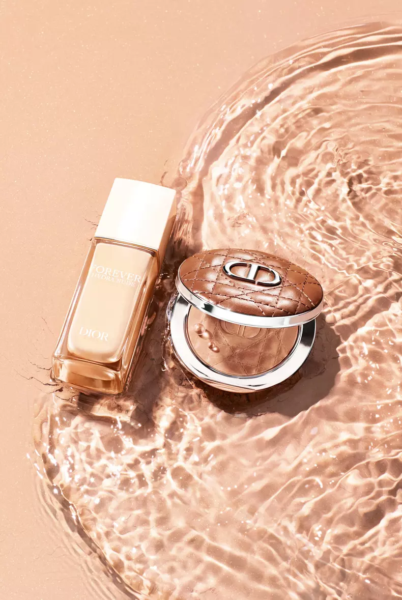 Noul fond de ten Dior Forever Hydra Nude