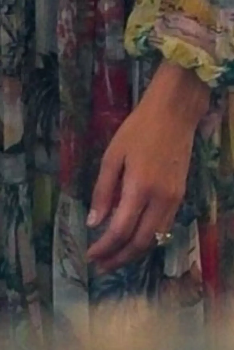 *EXCLUSIVE* Is Jennifer Lopez engaged to Ben Affleck?!