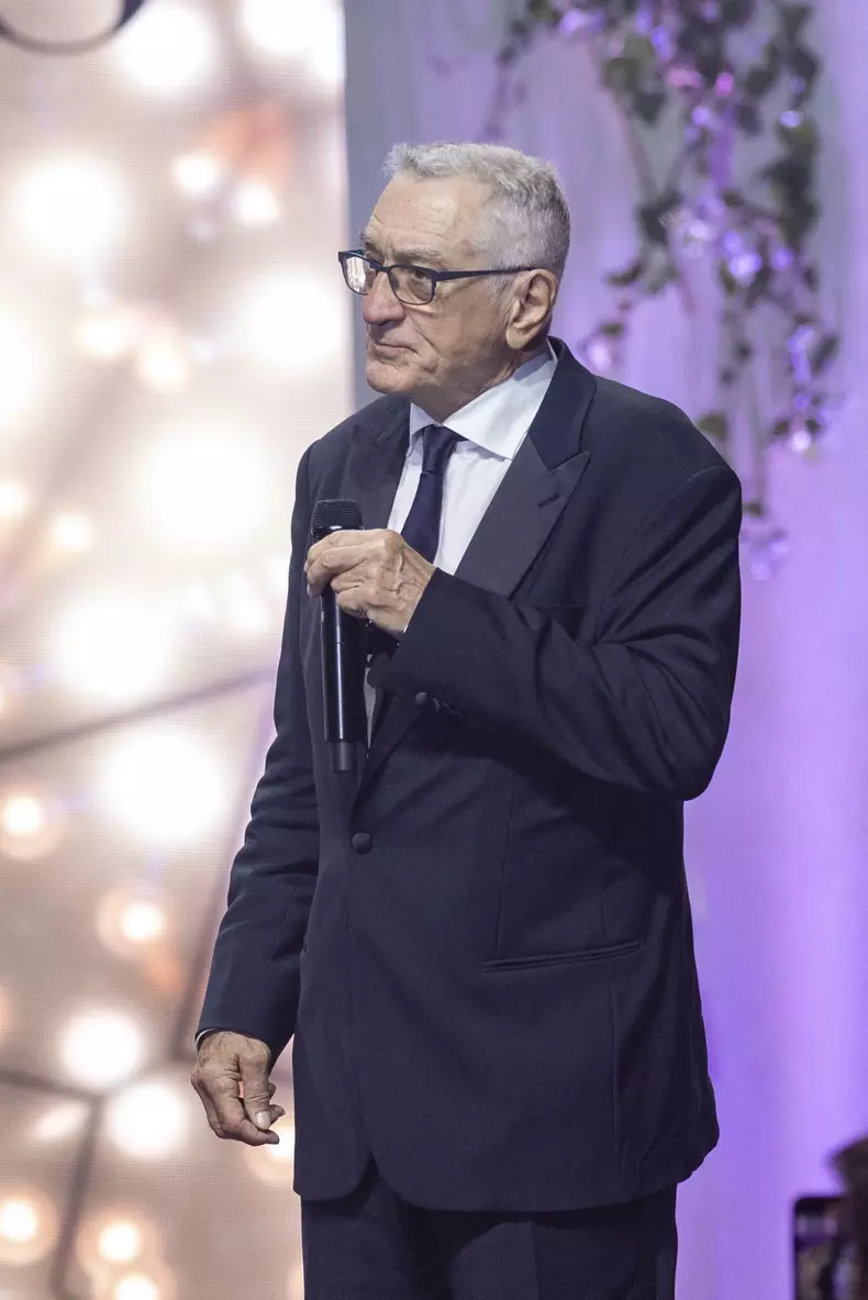 Robert de Niro, victima unui jaf incredibil, în propria locuință din New York