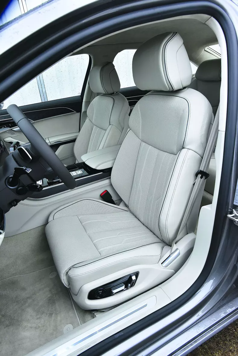 Audi A8 50 TDI gegen Mercedes S350d