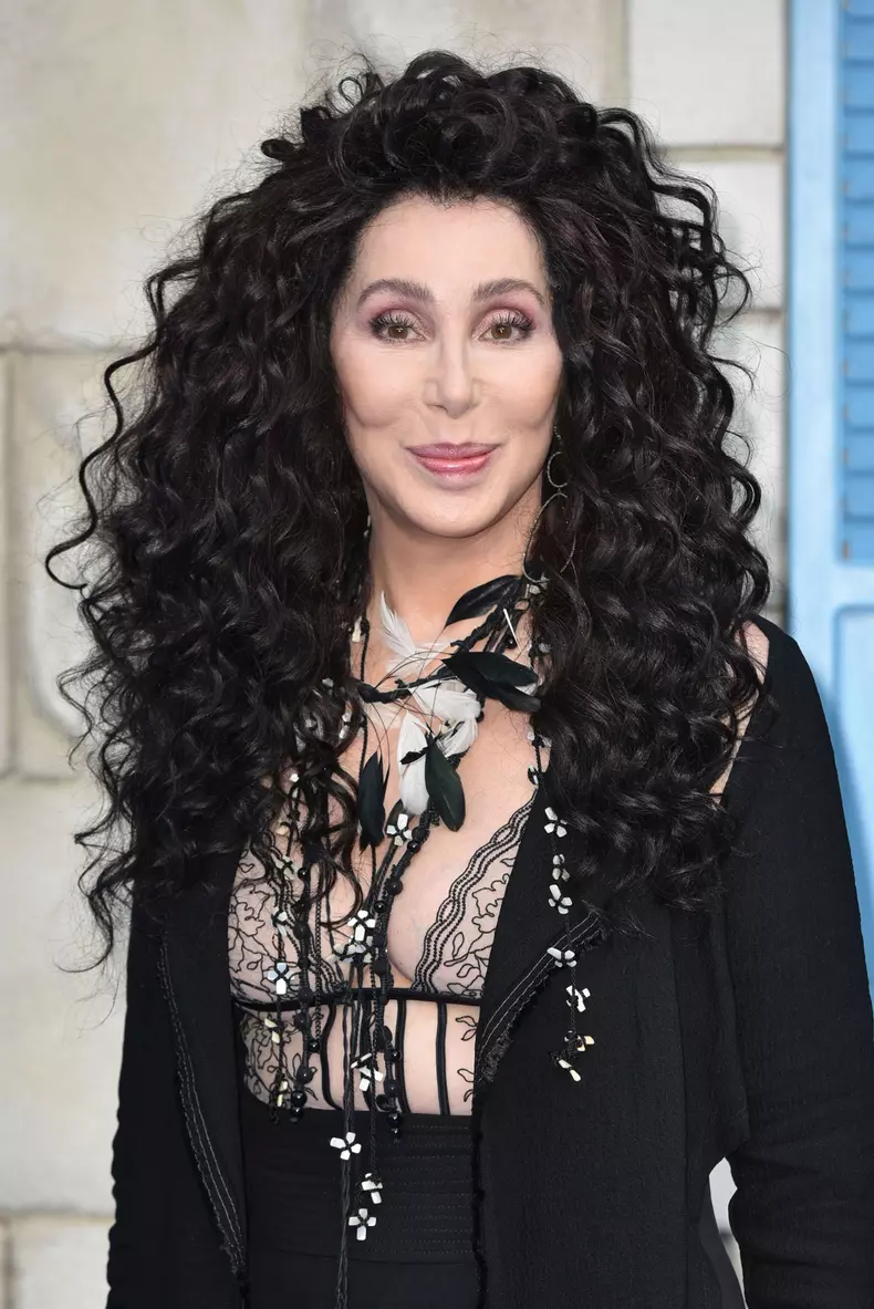 ce face Cher pentru a îmbătrâni frumos și sănătos
